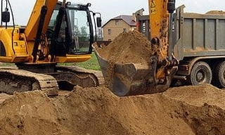 Выкопать яму экскаватором в изобильном от 917 руб. - 2Землекопа-Збл